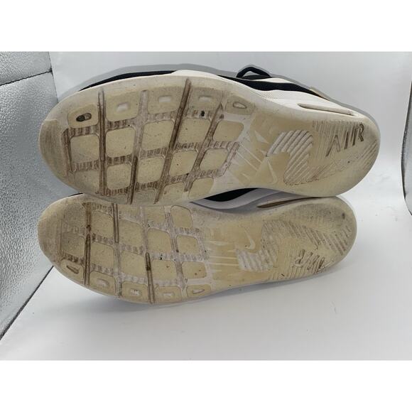 Nike Air Max Oketo Size 9 Black Athletic Running Shoes Sneakers AQ2236-002 - Picture 4 of 8